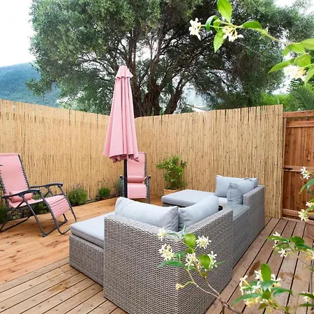 Luxurious In Villa *