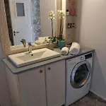Luxurious In * איפסוס