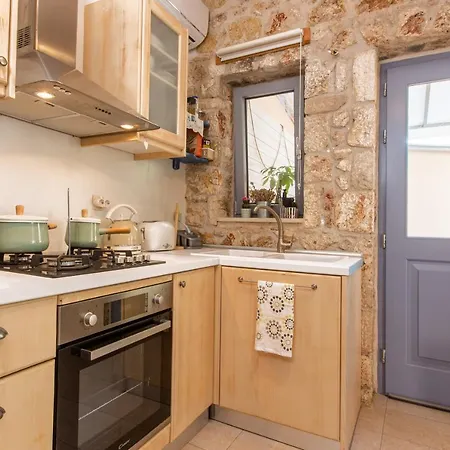 Luxurious In イプソス