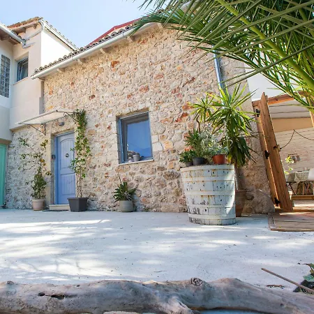 Luxurious In Villa